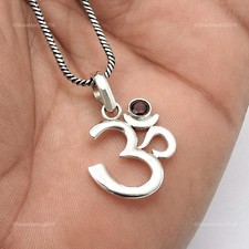 Granat Edelstein Blende Om