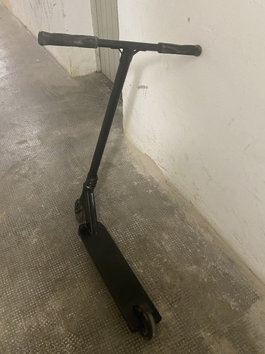 Stunt scooter - ,