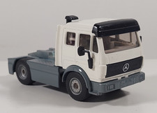 Siku - 3511 - Mercedes SK Zugmaschine für Tankzug - 1/55