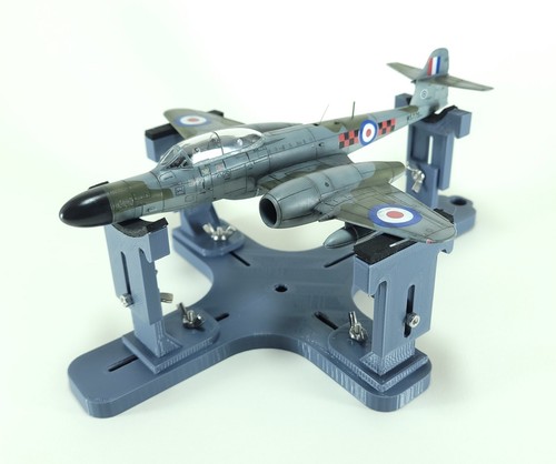 Modellflugzeug montageständer - modellflugzeug,