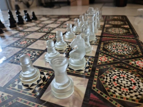 Yenigün holz schach - yenigün,