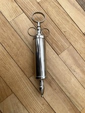 Antike Metallspritze / Medizinspritze aus Edelstahl – Vintage – Sammlerstück