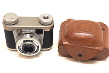Miniatur Kamera Kunik Tuxi Rollfilmkamera Tasche leider defekt (4004)