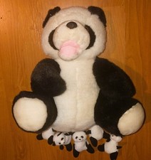 Deichmann Schuhe Kuscheltier: Panda Bär mit 6 Babies - Stofftier Plüschtier