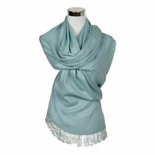 Abend Stola  Hellblau evening stole Fransen Perlen Glitzer Light Blue