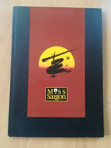 Miss saigon zeitschrift von - saigon,