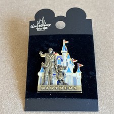 Disney Pin Partner Statue Walt
