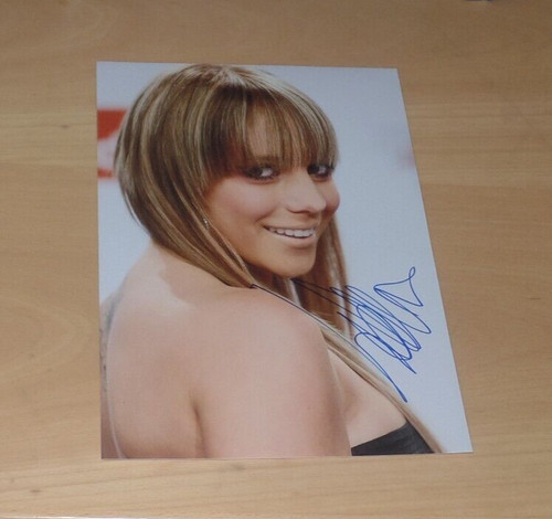 Lafee original signed photo - lafee,,