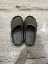 Coconat Schlappen / Hausschuhe/ Flip Flops  Größe 41-42￼