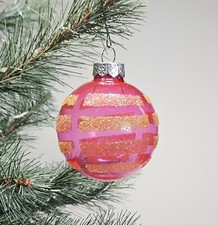 Christmas ball glass hand