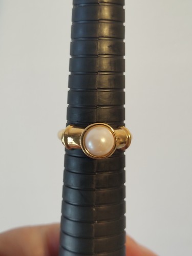 Goldfarbener ring mit - goldfarbener,