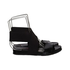 Walter Steiger, Sandalen
