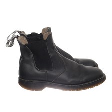 Vegetarian Shoes, Chelsea