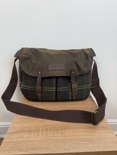 Barbour Tarras Tasche Wachs