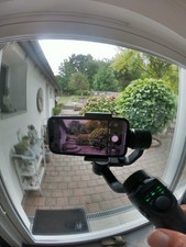  Handheld 3-Axis Gimbal Stabilizer Compatible With All Brands of Smartphones