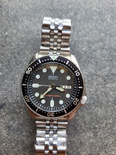 Seiko skx007 black dial sub - skx007,