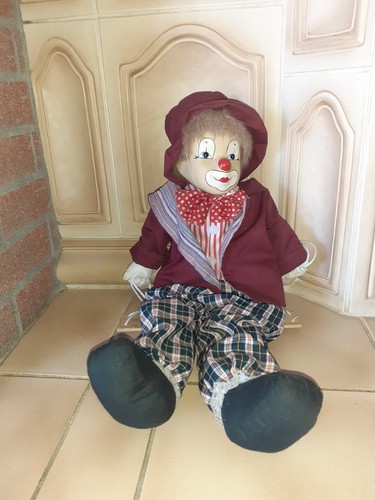 Clown auf schaukel - clown,