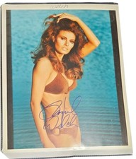Raquel Welch Signed 8 X 10