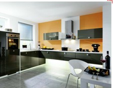 Einbauküche NEOLA FLY Hochglanz schwarz Kombination Weiss schwebende Küche Möbel