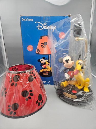 Micky mouse und pluto - micky,