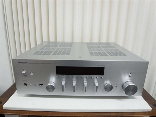Yamaha r n602 - -, r-n602