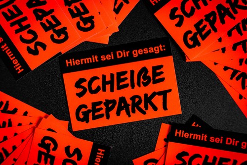 Aufkleber scheisse geparkt - aufkleber, "scheisse