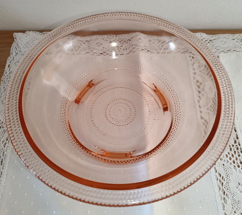 Vintage glasschüssel auf fuß - auf,