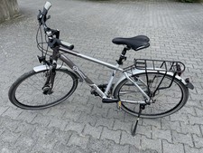 Trekking Bike von Diamant Ubari 28 Zoll Herren 24 Gang Silber Top Zustand