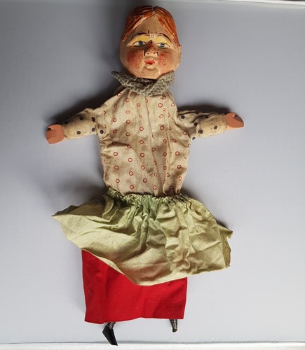 Alte handpuppe mit - alte, holzkopf