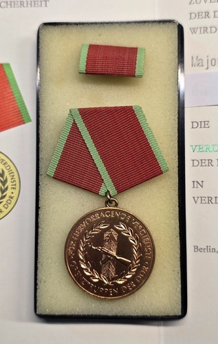 Ddr verdienstmedaille - ddr,