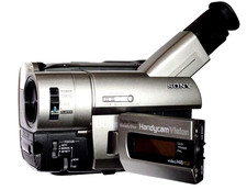 Sony Hi8 Hifi-Stereo - Camcorder CCD-TRV66E mit Video8-Funktion vom Fachhändler
