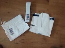 Taekwondo Anzug von Kwon