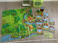 Tiere des Waldes Wolf Hirsch Eichhörnchen Igel Fuchs Waldameise Atlas Verlag