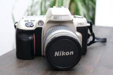 Nikon F-60 mit Nikkor 28-80 mm