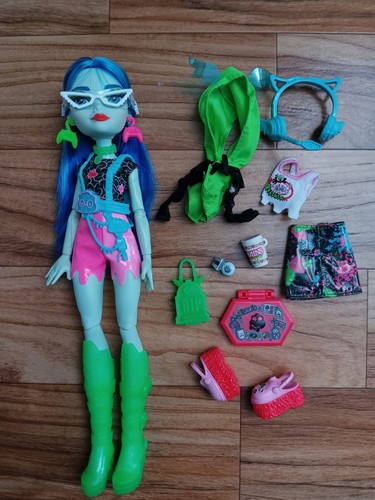 Monster high ghoulia yelps - monster,