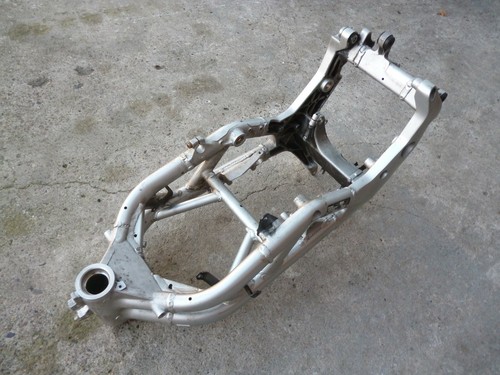 Suzuki 650 00 rahmen - suzuki,