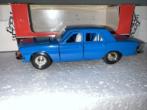 Gaz volga 3102 - 1:43, ussr