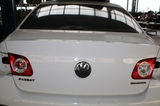 Heckklappe/ Heckdeckel ( Limousine ) VW Passat 1.9 TDI DPF 3C/3CC Farbe Candy