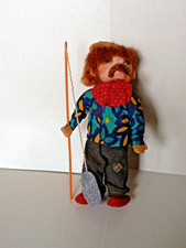 Dekora Puppe Arnsdofer Biegefigur  "Angler" von Puppen Peter Original
