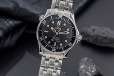 Omega Seamaster Diver 300 M Stahl Automatik Herrenuhr 212.30.36.20.01.001 B&P
