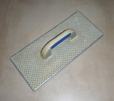 Kubala Schleifbrett 180×400 mm Reibebrett Styropor Softgriff Stahlblech