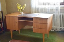 Schöner Schreibtisch Mid Century 60-er Jahre "Danish Design" Office Jugendzimmer