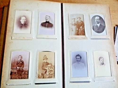 Großes antikes fotoalbum - großes,