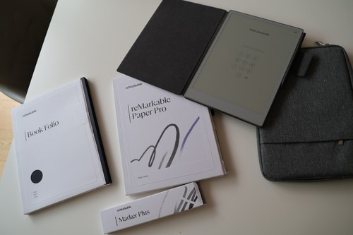 Remarkable paper pro - paper, original