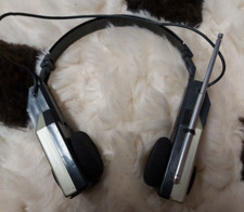 Kopfhörer Radio AM / FM Fa. INTERNATIONAL  sehr selten VINTAGE für Sammler