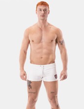 barcode Berlin - Short BRADY