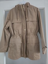 Zara Jacke Mit Kapuze Und