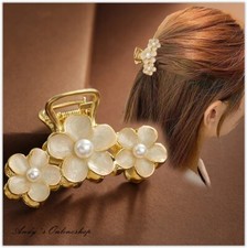Blumen Perlen Haarklammer
