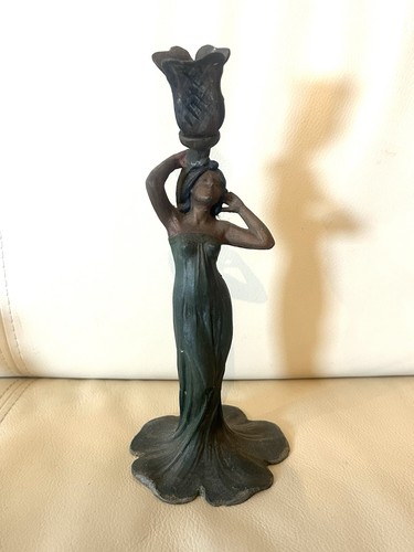 Jugendstil-Kerzenleuchter–