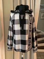 Neu~Monari~Damen Strick Pullover mit Kapuze ~Gr. 36~Schwarz/Weiß~98% Baumwolle